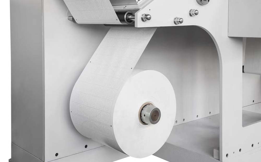 DIGITAL LABEL DIE CUTTING MACHINE