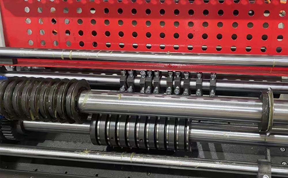 GW-FQ-450T Turrert Type Label Slitting Machine
